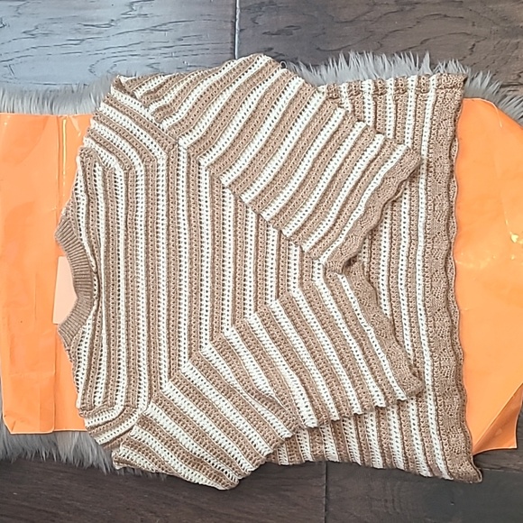 Nwt! Halogen stripe belle sleeve sweater in amphora/ antique white - Picture 4 of 4